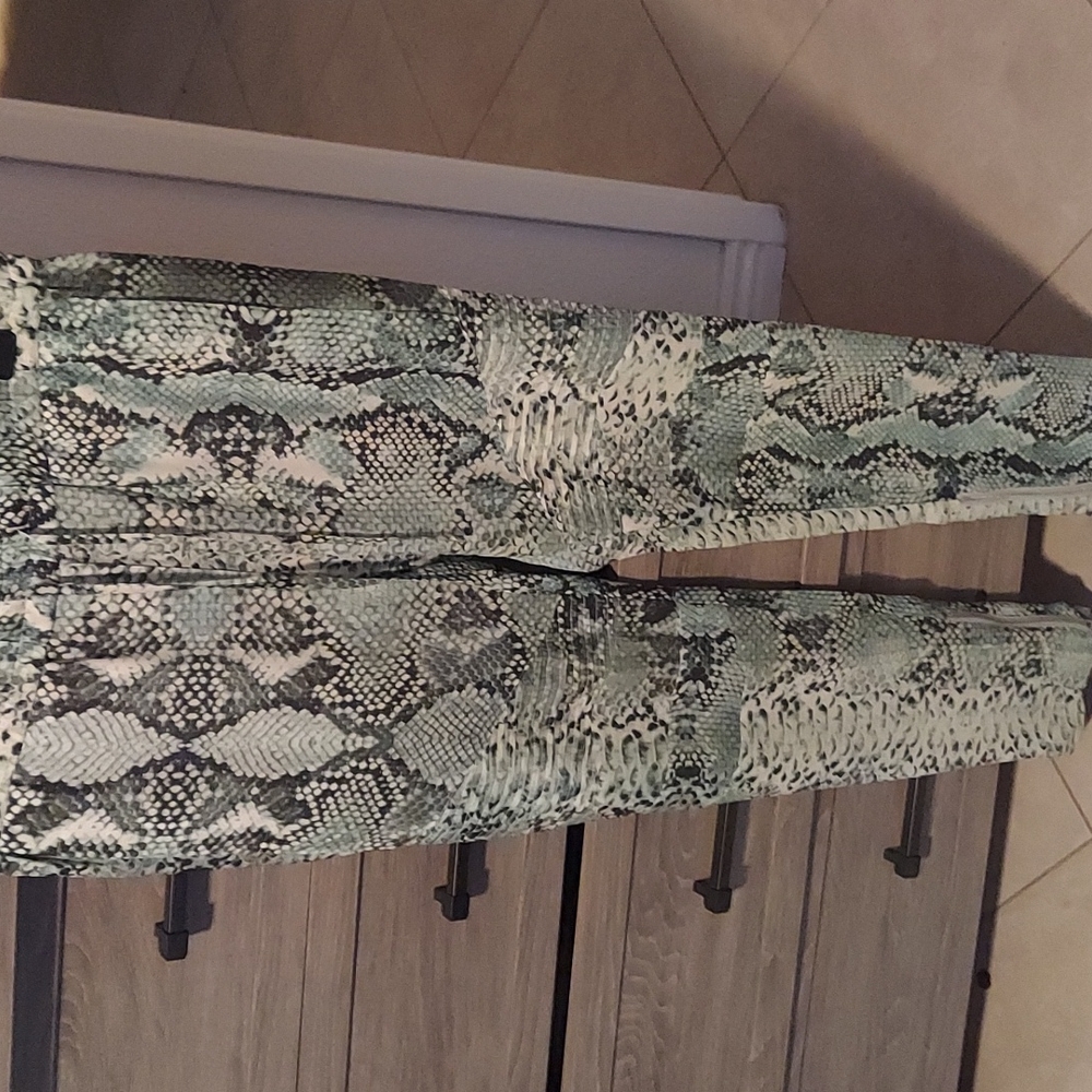 New silk flowy pants